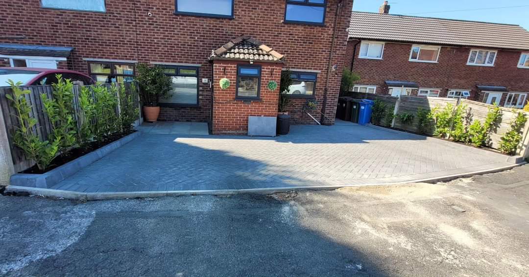 Block Paved Driveway, Grey, Raised Kerb borders, Hedge Planting, Garden Lighting, no sinking, Installed by HF Projects