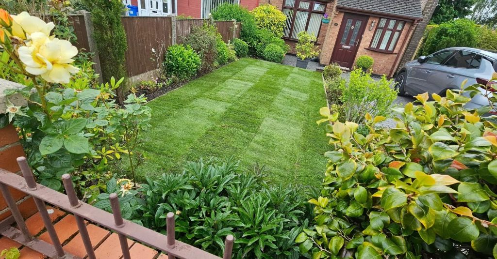 Returfed Lawn Rolawn Medallion